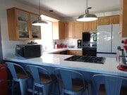 kitchen privledges - 3323 California Ave Unit 3323  House Share