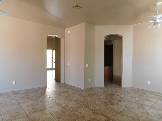 Photo - BIG, BEAUTIFUL 3 BED+LARGE BONUS ROOM 2.5 BATH HIGH UP IN DHS