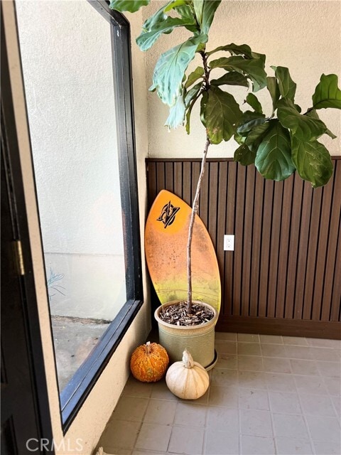 Building Photo - 6679 Linda Vista Rd Unit 19a