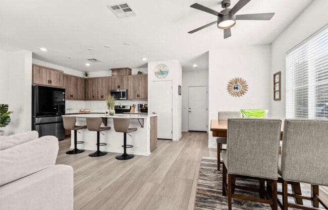 Photo - 359 Sweet Pl