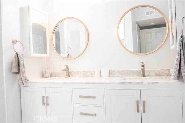 Photo - 4705 Kester Ave Unit 106