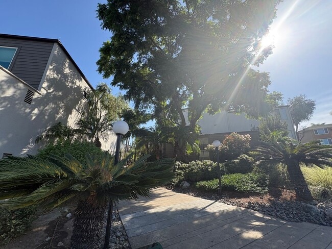 Building Photo - 4545 Collwood Blvd Unit 24