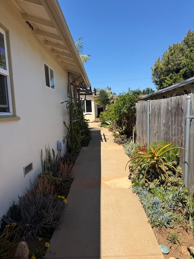 Photo - 2016 S Horne St
