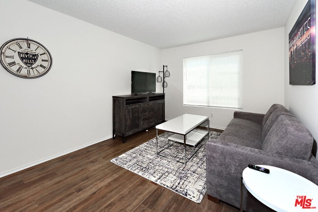 Photo - 3600 Bagley Ave Unit #204