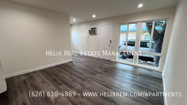 Building Photo - 1138 E Elk Ave Unit 3