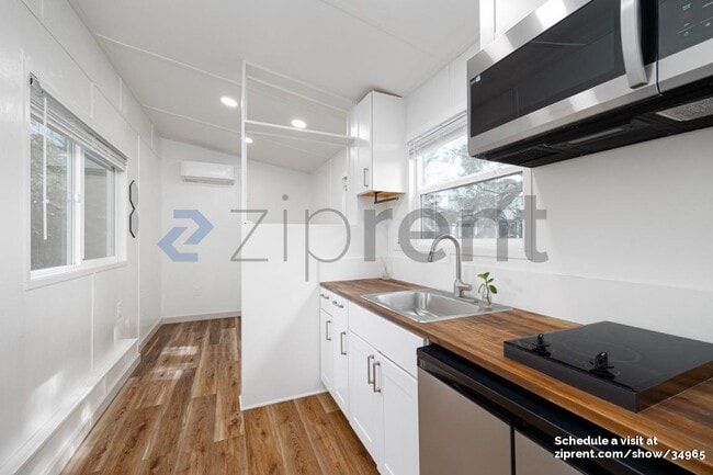 Building Photo - 4564 39th St Rental