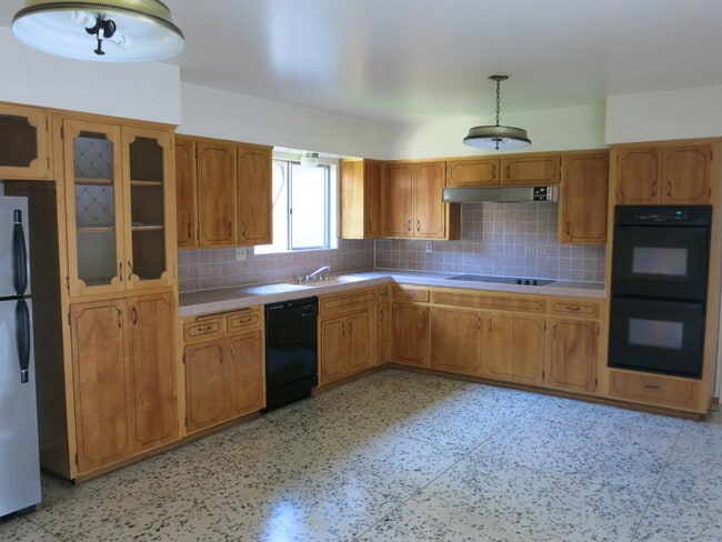 Photo - 5140-5142 Catoctin Dr. Unit 5140