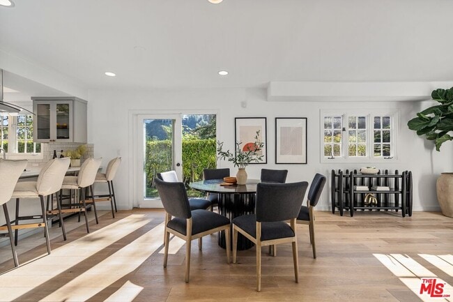 Photo - 7560 Devista Dr