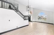 Photo - 120 Sandpoint Ln