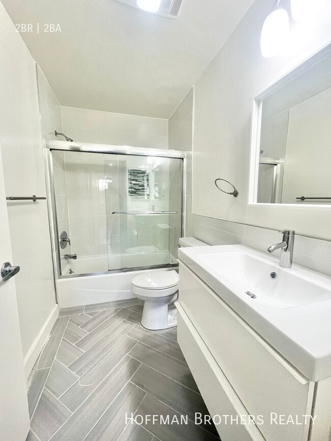 Photo - 860 S Ardmore Ave Unit 308