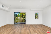 Photo - 10821 Morrison St Condo Unit 1