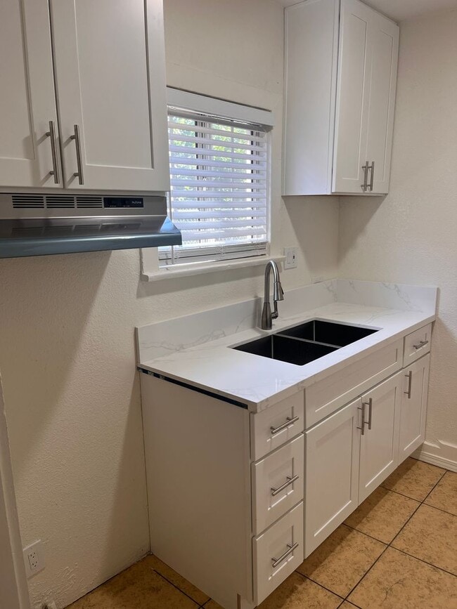 Photo - 361 W 16th St Unit A