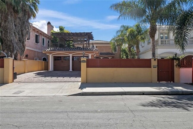 Photo - 15014 Valleyheart Dr