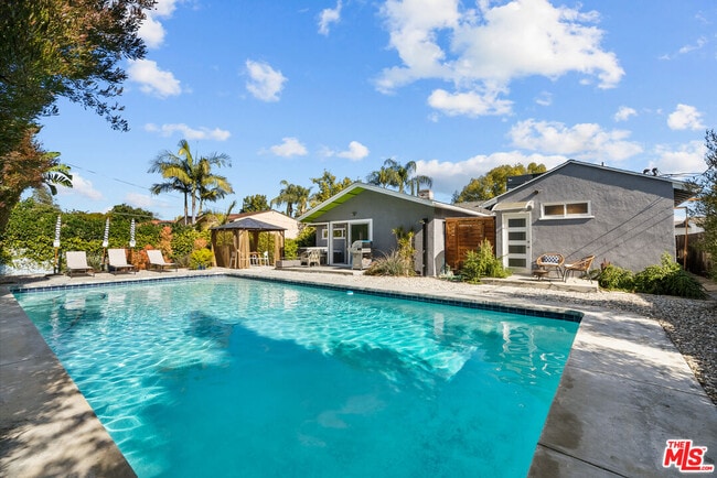 Photo - 5127 Gaynor Ave