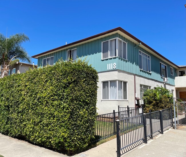 Photo - 1118 S Sherbourne Dr