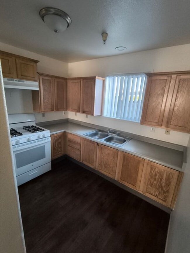 Photo - 504 S Oakley Ave Unit 504A