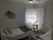 Photo - 10802 Howard St