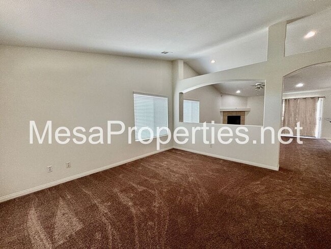 Photo - 15976 Elkins St