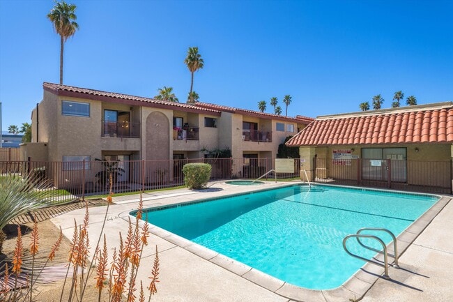 Building Photo - 81840 Ave Del Mar Unit C217