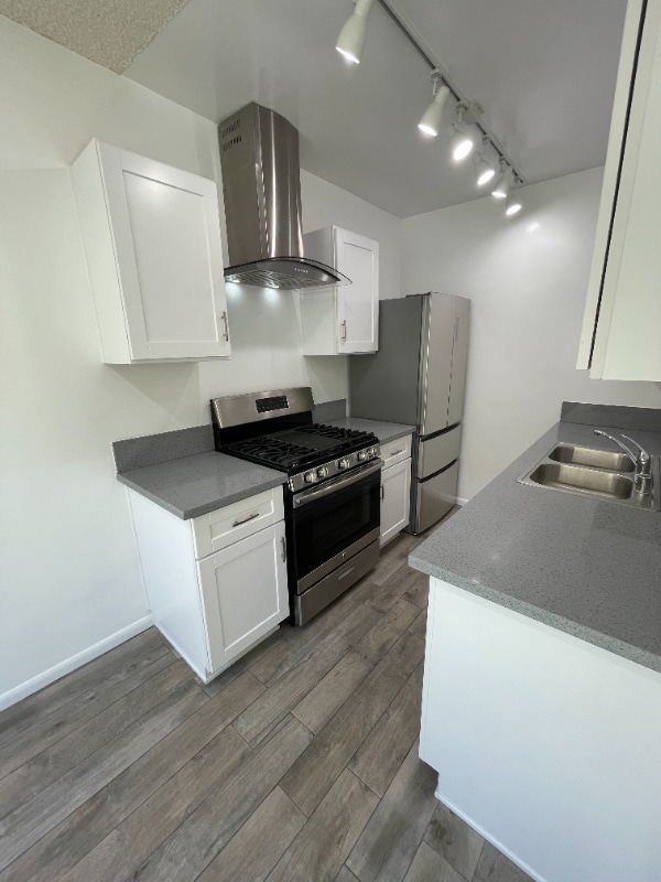 Photo - 1333 9th St Apartment Unit 9