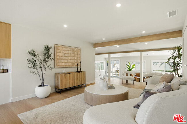 Photo - 7358 Paso Robles Ave