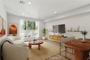 Photo - 10719 Addison St