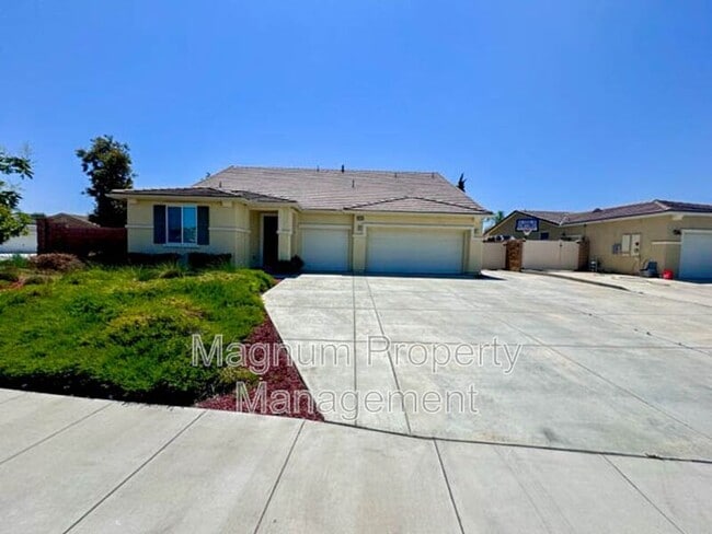 Photo - 34726 Yellow Root Ct