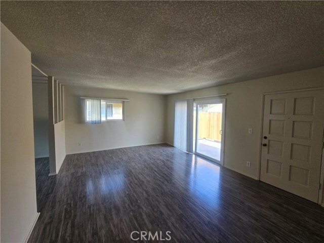 Photo - 359 Woodland Pl