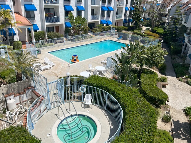 pool 1 - 8310 Regents Rd Condo Unit 3J