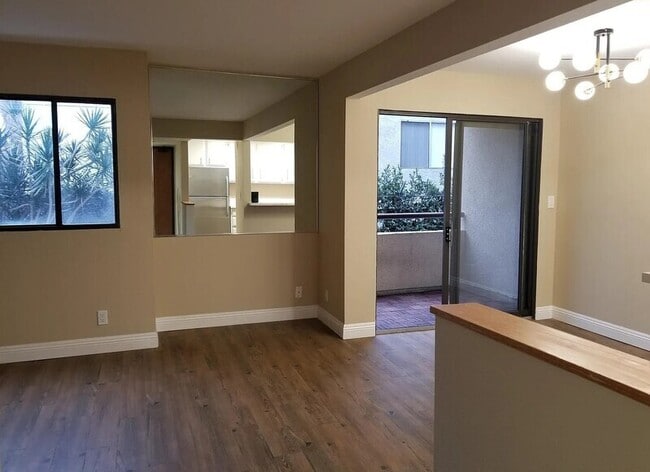Photo - 435 S Virgil Ave Unit APT 106