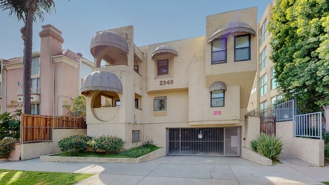 Building Photo - 2349 S Bentley Ave