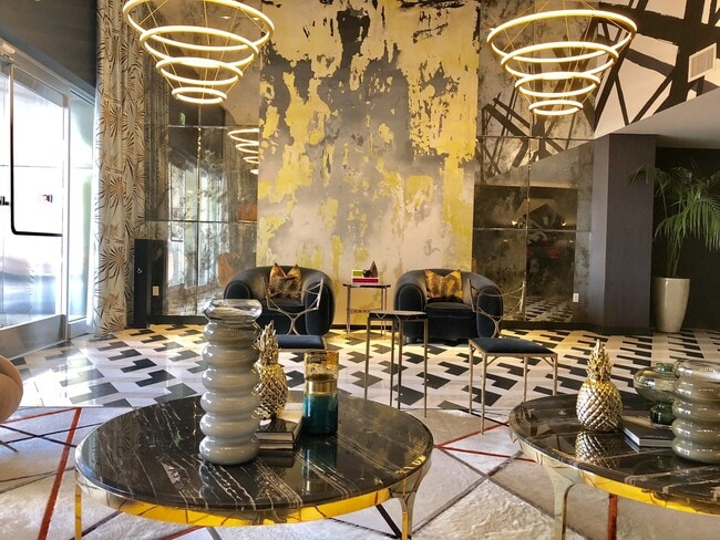 Photo - Very Unique Spacious Two Bedroom - Two bat... Unit 1404