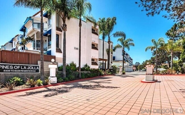 Building Photo - 8338 Regents Rd Unit 3O Rental