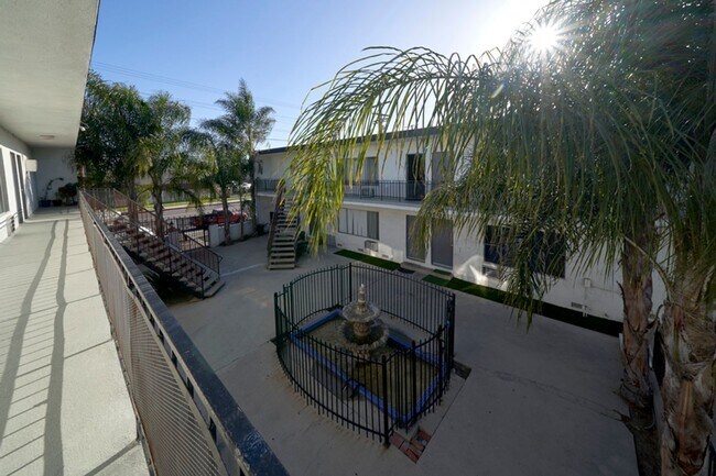 Photo - Beau Fontaine Apartments