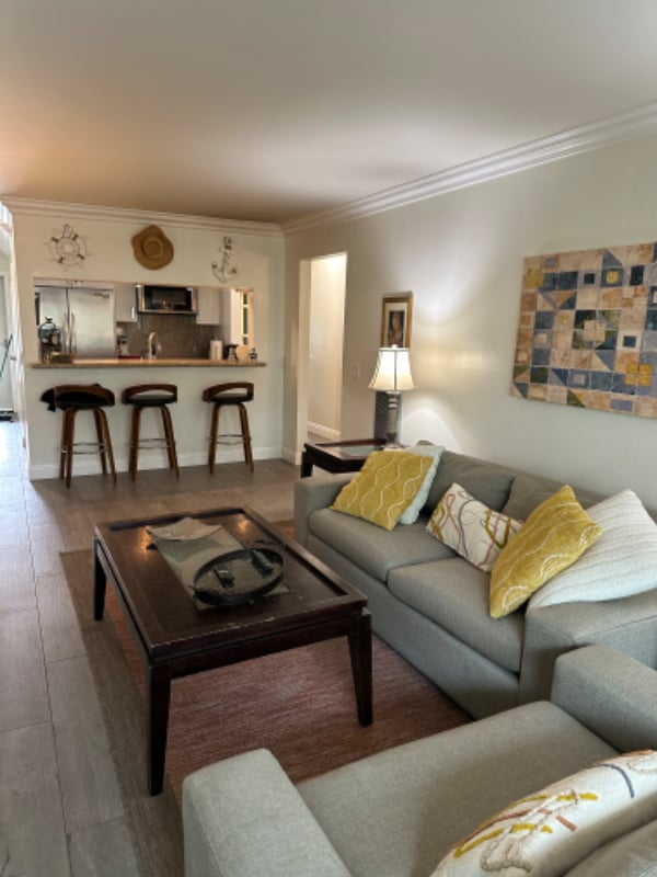 Photo - 386 E Surfside Dr