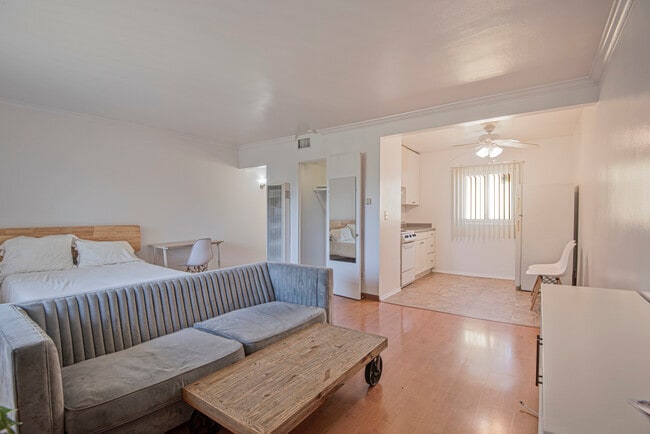 Photo - 5837.5A 88th St Apartment Unit 5837.5A