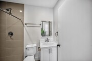 Photo - 1530 W 37th St -- Housing near USC/Ktown