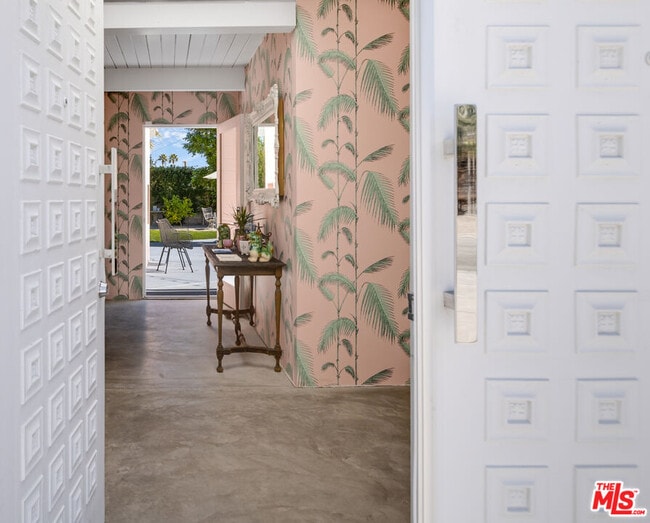 Photo - 1818 N Berne Dr