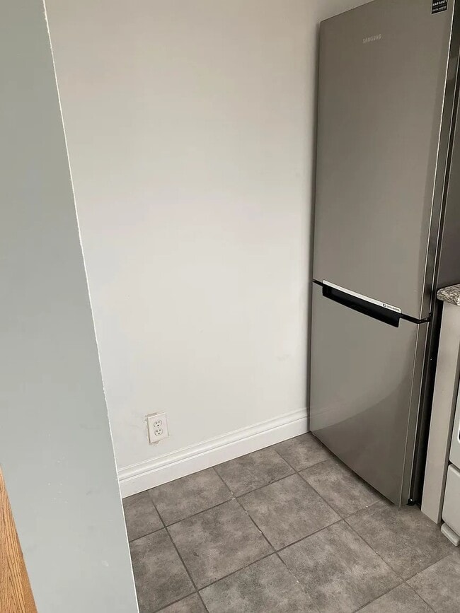 Photo - 737 N Alfred St Unit Beautiful Art Deco Studio