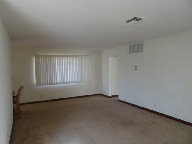 Living room - 27504 Violin Canyon Rd