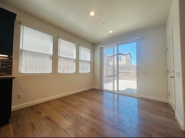 Photo - 1172 Fox Field Ln