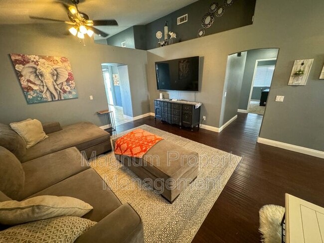 Photo - 30594 Glaspell Ct