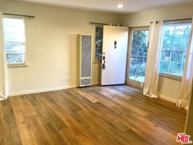 Photo - 1044 14th St Unit B