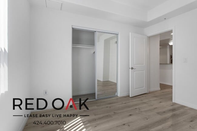 Photo - 11925 Kling St Unit 311