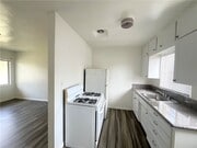 Photo - 10928 Evans St