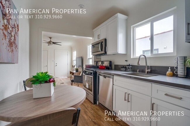 Photo - 6625 1/2 Crenshaw Blvd.-