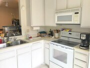 Photo - LaJolla 2BR 1.5BA Townhouse-3 Story-Tri-Le...