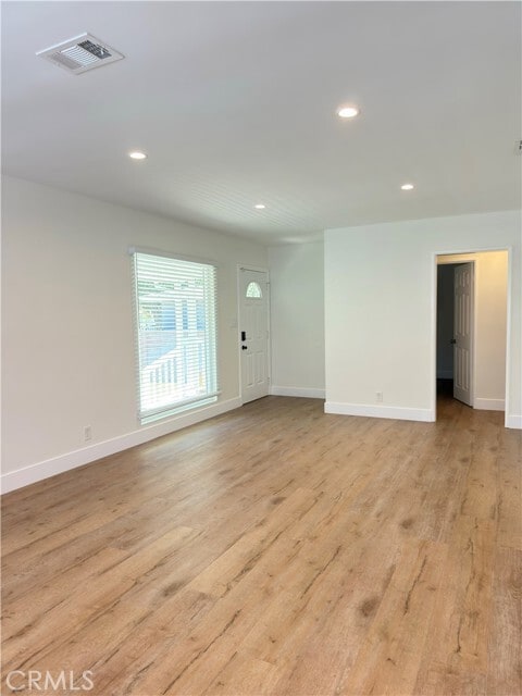 Photo - 337 E Everett Pl