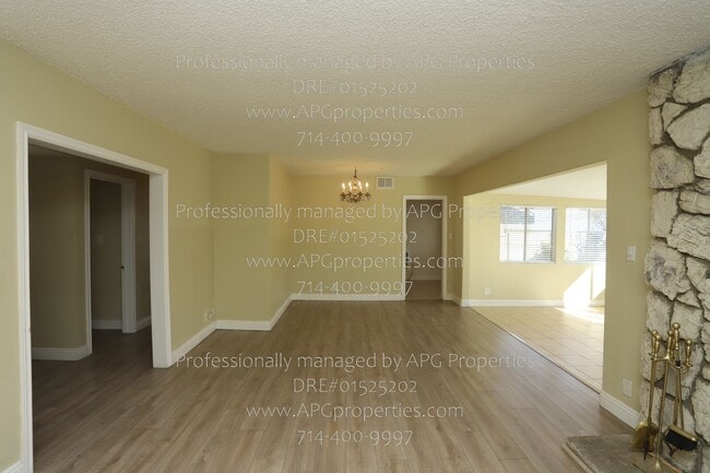 Photo - 722 S Hacienda St