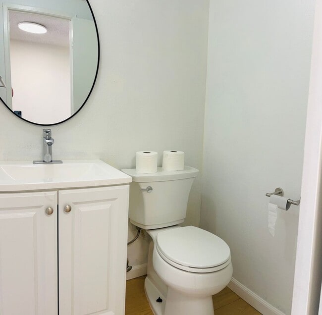 Beautiful 2 bedroom Condo - Beautiful 2 bedroom Condo